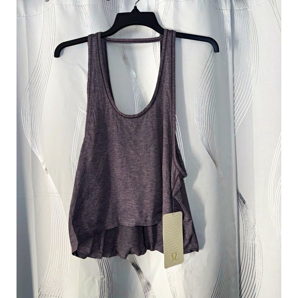 lululemon Intended Tank Size 4 Gray Scoop Neck Polyester Quick-Drying